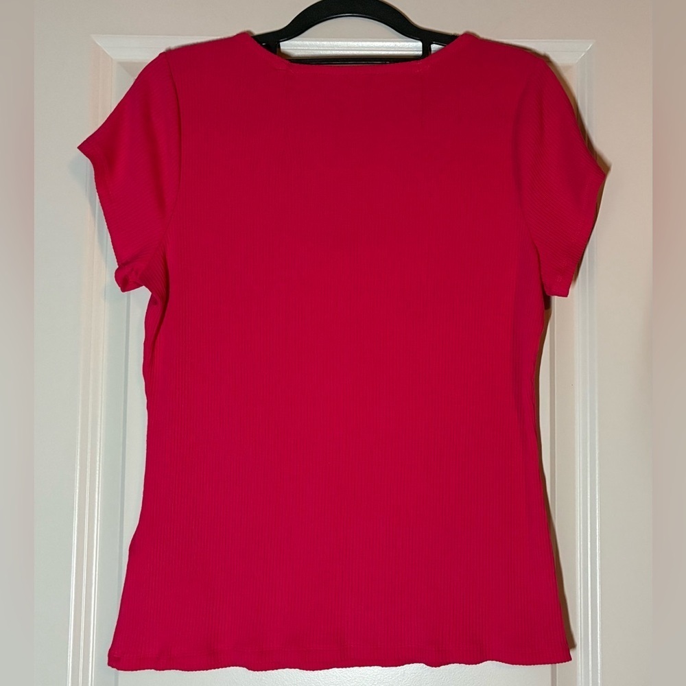 *Final Price* Guess "Karlee" Short Sleeved Jewel Button Ribbed Top in Karma Pink - Picture 5 of 7